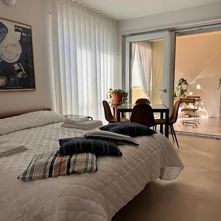 Appartamento Loggetta Sole Centro *